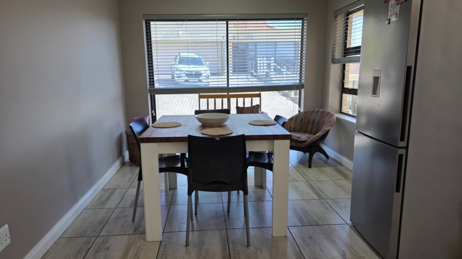 2 Bedroom Property for Sale in Seemeeu Park Western Cape